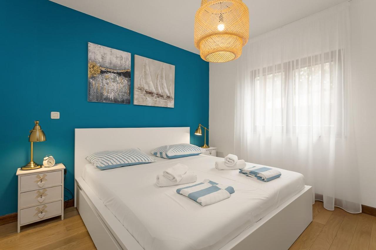 Apartments Cesare With Shared Pool Ližnjan Kültér fotó